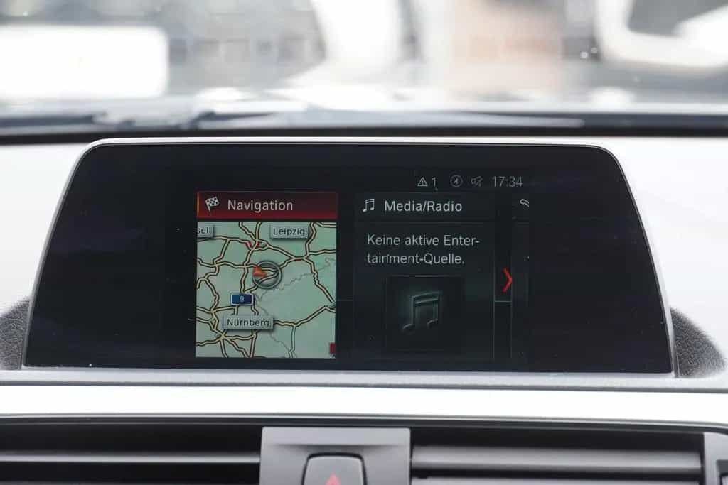 BMW 1 Series 118i Edition Sport Line Shadow LED Navi Tempomat 06/2018-photo-18