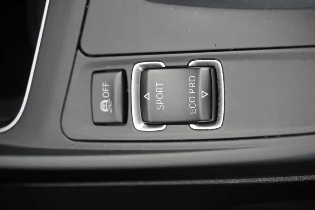 BMW 1 Series 118i Edition Sport Line Shadow LED Navi Tempomat 06/2018-photo-21