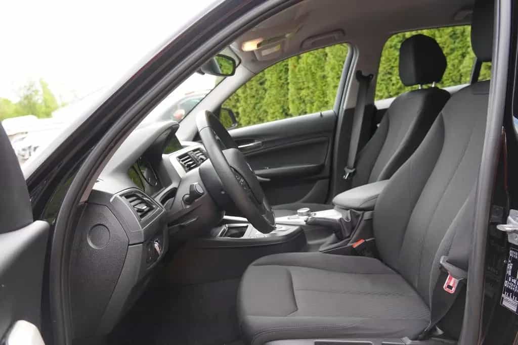 BMW 1 Series 118i Edition Sport Line Shadow LED Navi Tempomat 06/2018-photo-23