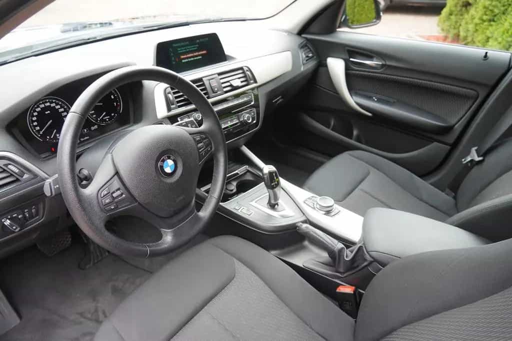 BMW 1 Series 118i Edition Sport Line Shadow LED Navi Tempomat 06/2018-photo-9