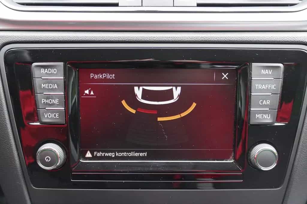 Skoda Rapid Spaceback 1.0 TSI Bi-Xenon Navi SmartLink 03/2018-photo-20