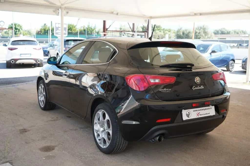 Alfa Romeo Giulietta 1.4 Turbo MultiAir Progress 10/2010-photo-5