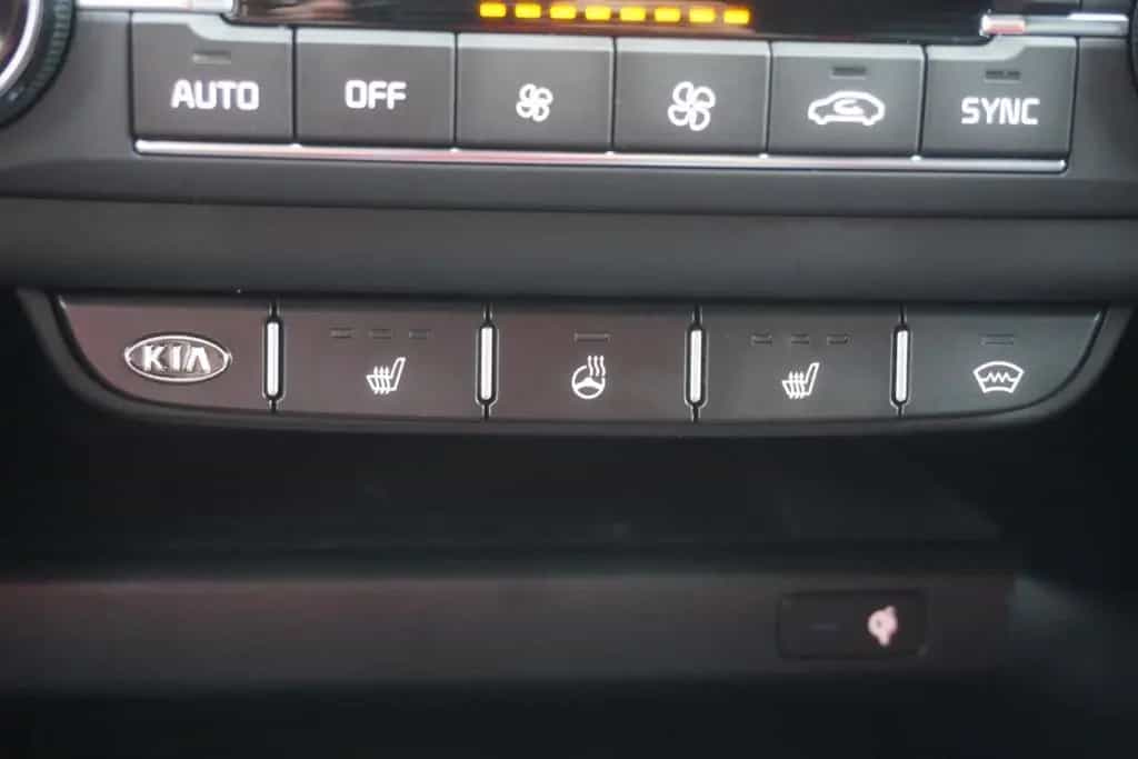 Kia pro cee'd / ProCeed ProCeed 1.6 T-GDI GT LED Panorama 4x Sitzheizung 10/2019-photo-31