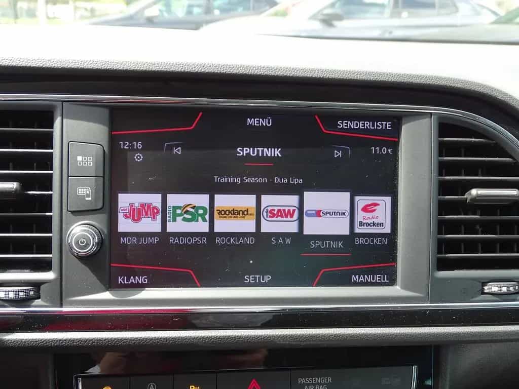 Seat Leon 1.4 TSI FR LED Navi Soundsystem 08/2018-photo-11