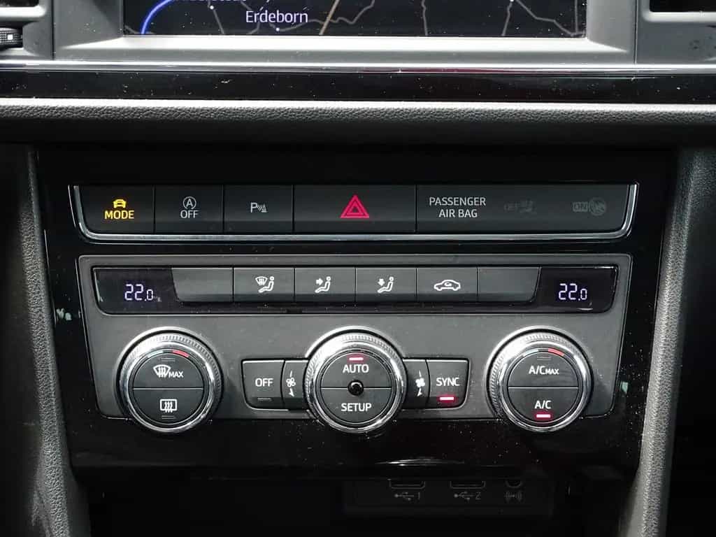 Seat Leon 1.4 TSI FR LED Navi Soundsystem 08/2018-photo-15