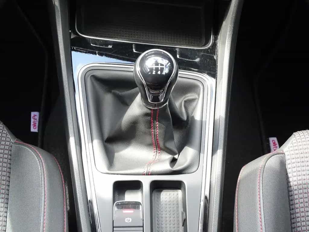 Seat Leon 1.4 TSI FR LED Navi Soundsystem 08/2018-photo-16