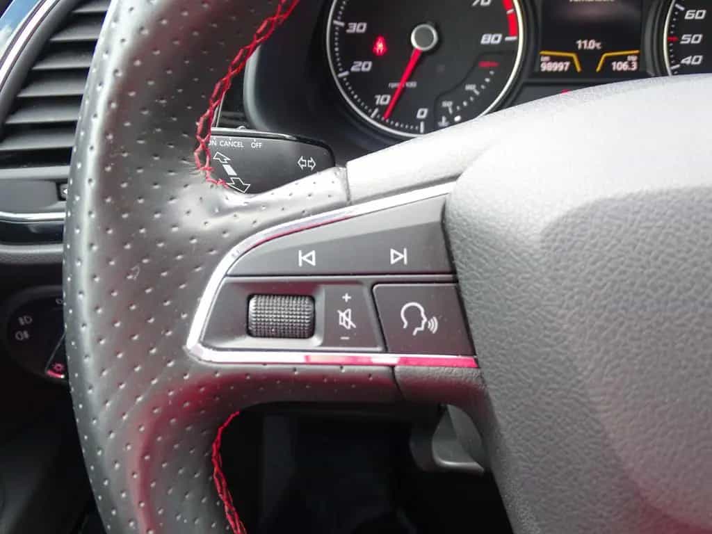Seat Leon 1.4 TSI FR LED Navi Soundsystem 08/2018-photo-18