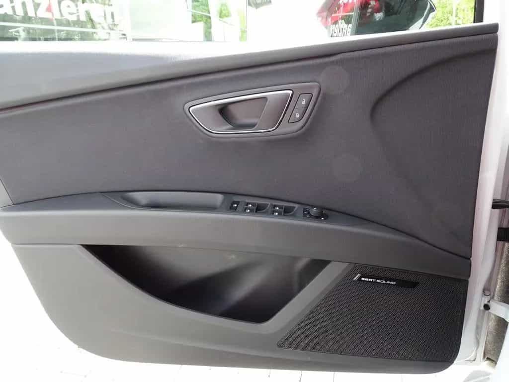 Seat Leon 1.4 TSI FR LED Navi Soundsystem 08/2018-photo-25