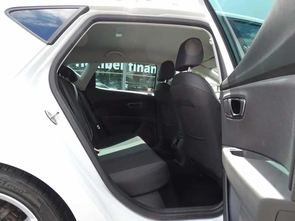 Seat Leon 1.4 TSI FR LED Navi Soundsystem 08/2018-photo-27