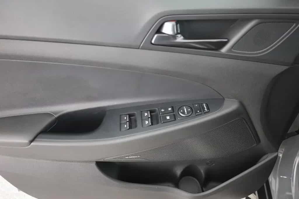 Hyundai TUCSON 1.6 T-GDI N Line 4WD Aut. LED Navi AHK 10/2019-photo-21