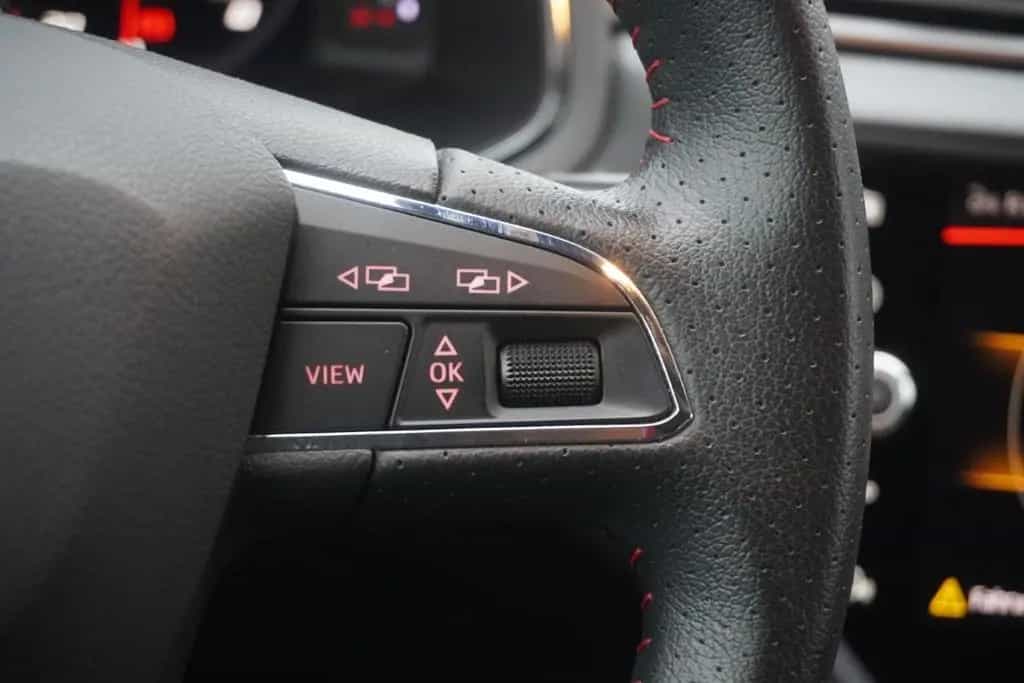 Seat Arona 1.0 TSI FR LED Navi ACC Virtual Cockpit 01/2020-photo-14