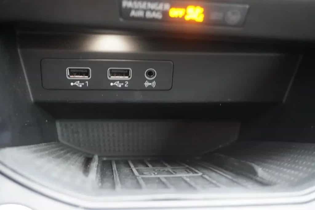 Seat Arona 1.0 TSI FR LED Navi ACC Virtual Cockpit 01/2020-photo-28