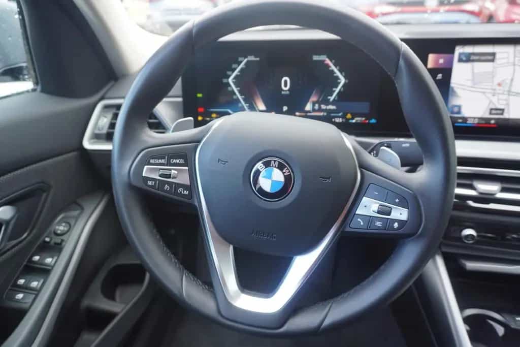 BMW 3 Series i Limousine Aut. LED Navi Totwinkel Kamera 06/2024-photo-17