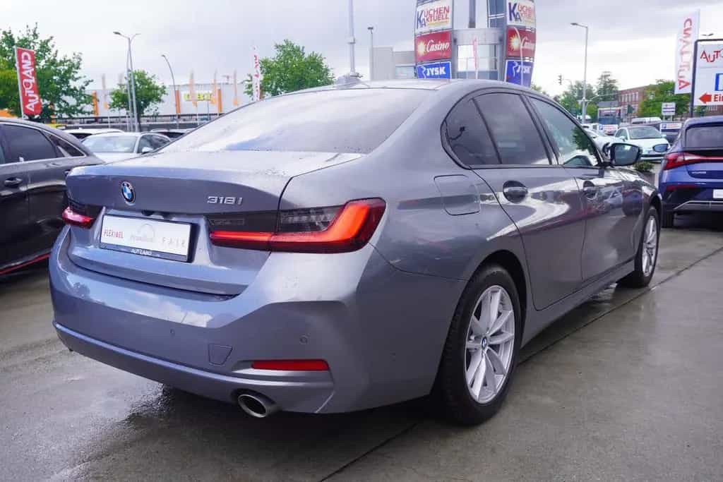 BMW 3 Series i Limousine Aut. LED Navi Totwinkel Kamera 06/2024-photo-3
