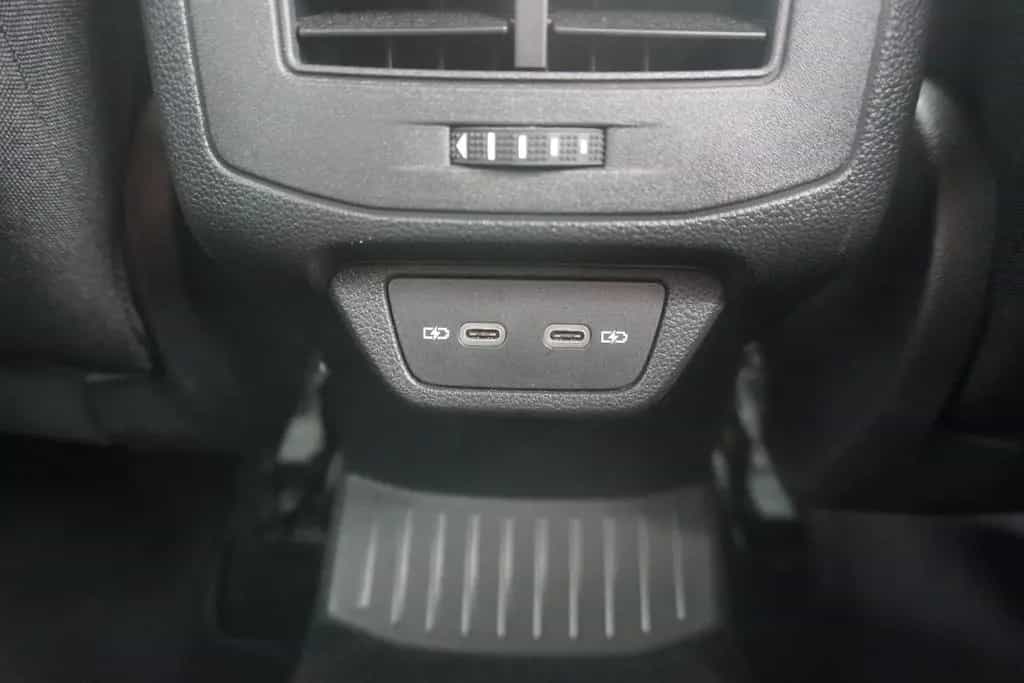 Volkswagen T-Roc 1.0 United ACC Navi App-Connect Tempomat 12/2020-photo-29