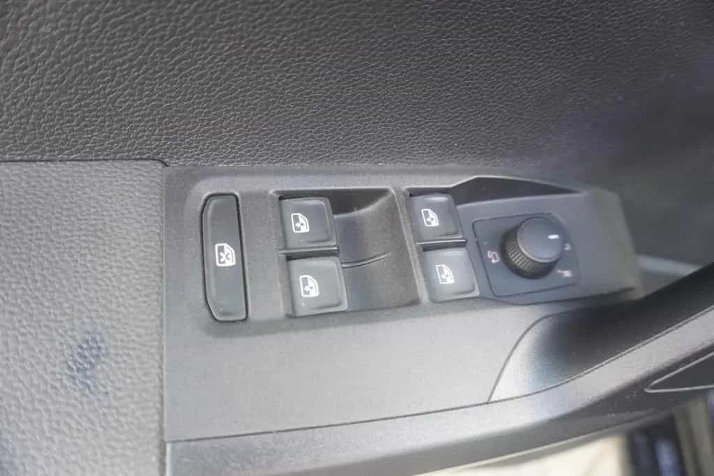 Seat Ibiza 1.0 TSI Style LED Navi FullLink Tempomat 03/2022-photo-12