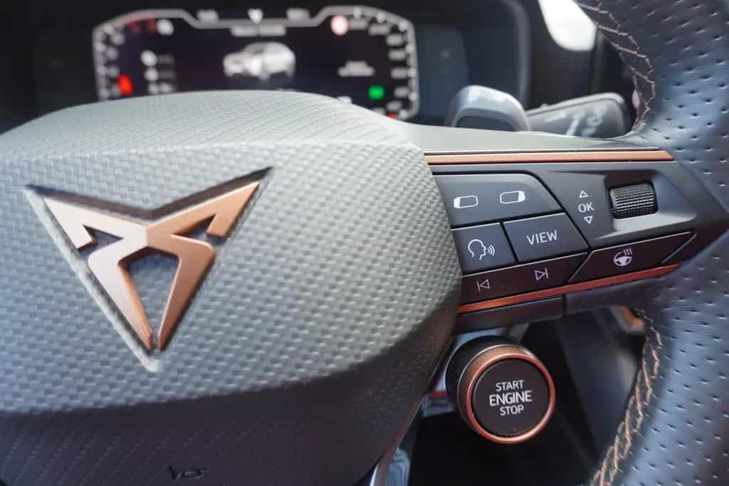 Cupra Formentor VZ 2.0 TSI 4Drive LED Virtual Cockpit 01/2021-photo-14
