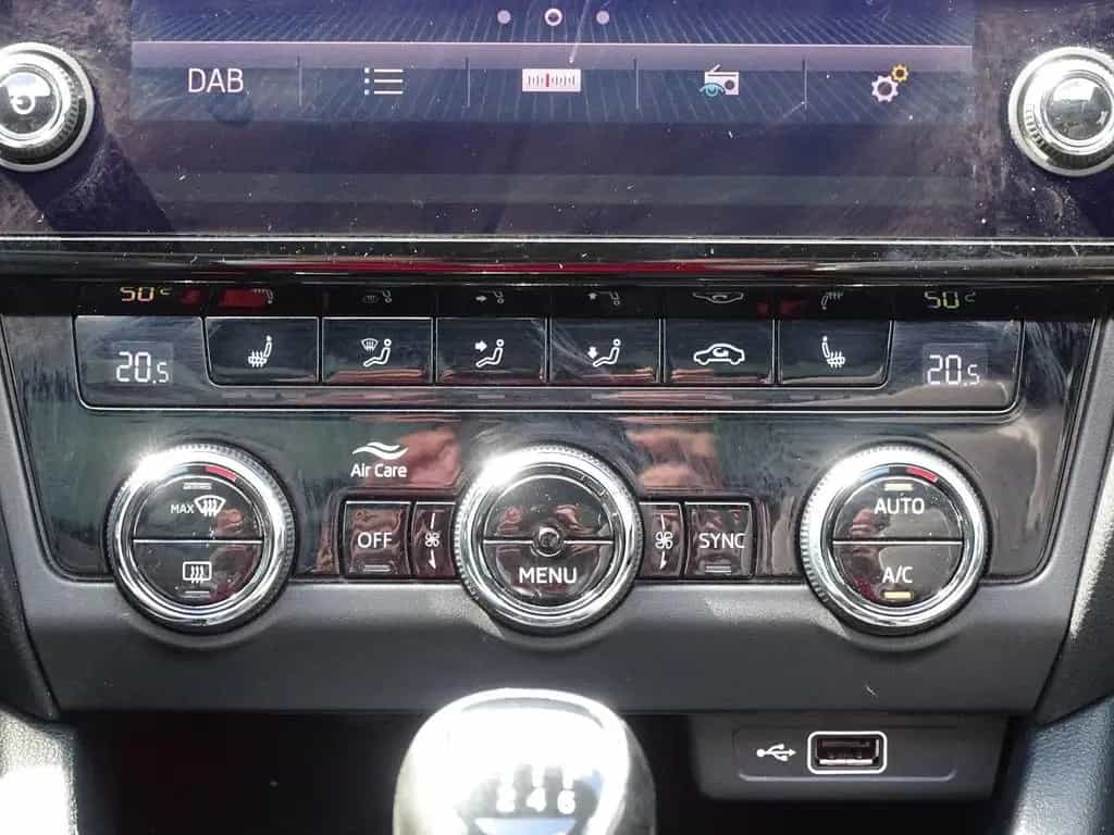 Skoda Octavia Combi 1.5 16V TSI Android Apple Panorama 04/2018-photo-14