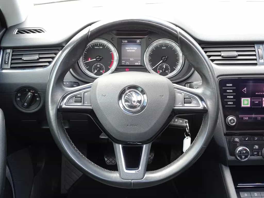 Skoda Octavia Combi 1.5 16V TSI Android Apple Panorama 04/2018-photo-17