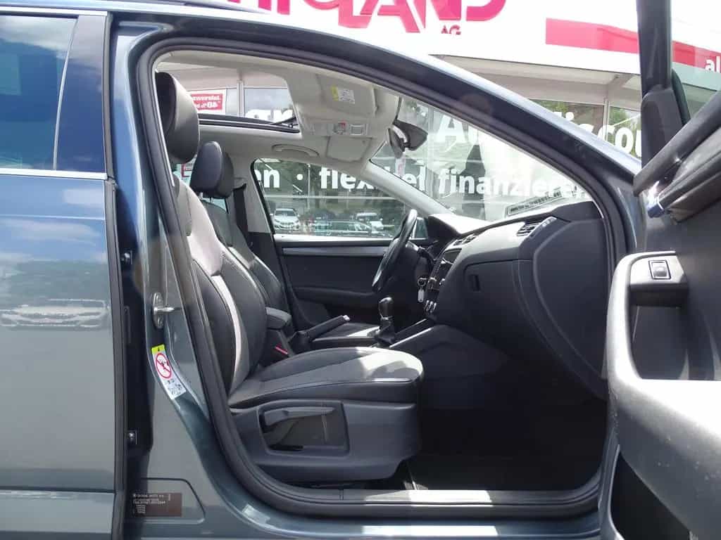 Skoda Octavia Combi 1.5 16V TSI Android Apple Panorama 04/2018-photo-26