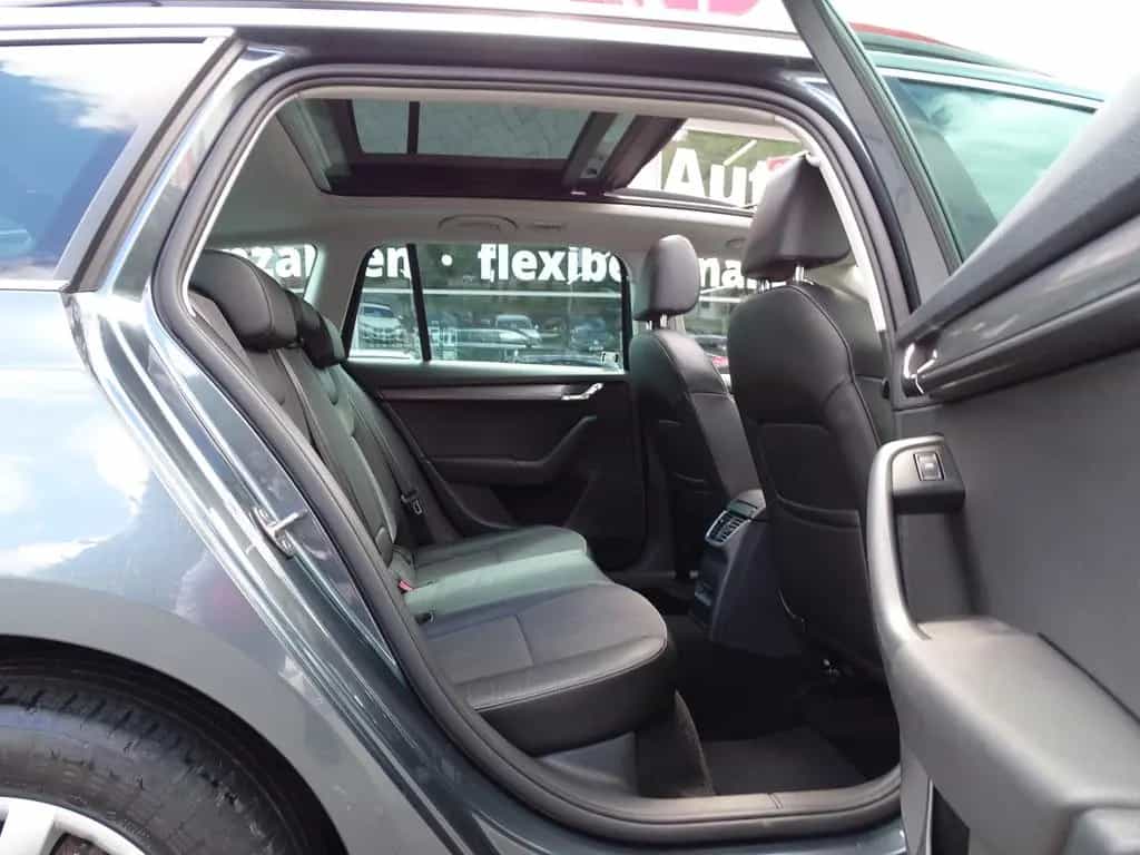 Skoda Octavia Combi 1.5 16V TSI Android Apple Panorama 04/2018-photo-27