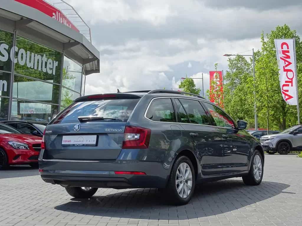 Skoda Octavia Combi 1.5 16V TSI Android Apple Panorama 04/2018-photo-4