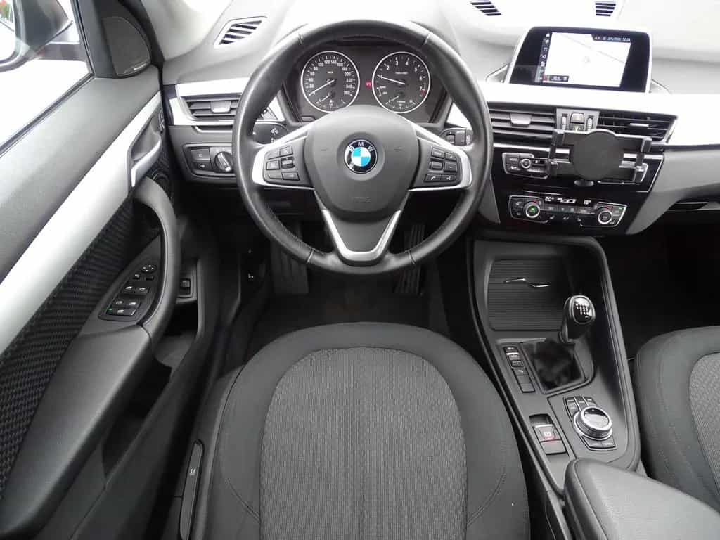 BMW X1 sDrive 18 i Advantage 08/2018-photo-10