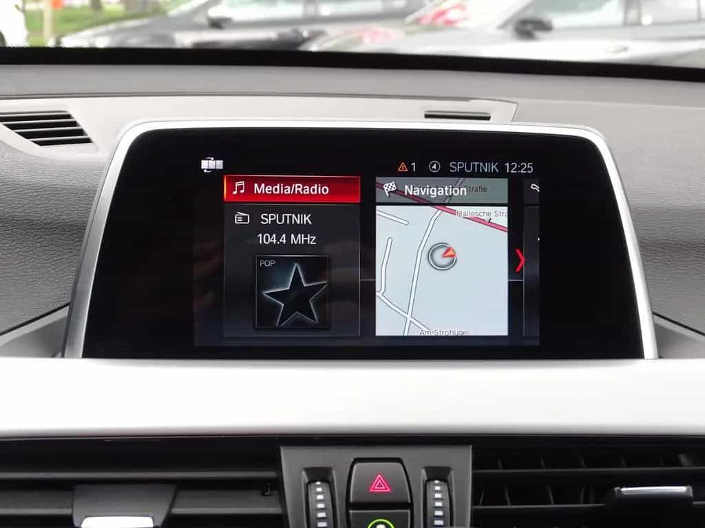 BMW X1 sDrive 18 i Advantage 08/2018-photo-11