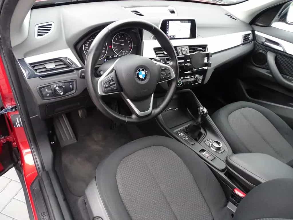 BMW X1 sDrive 18 i Advantage 08/2018-photo-8