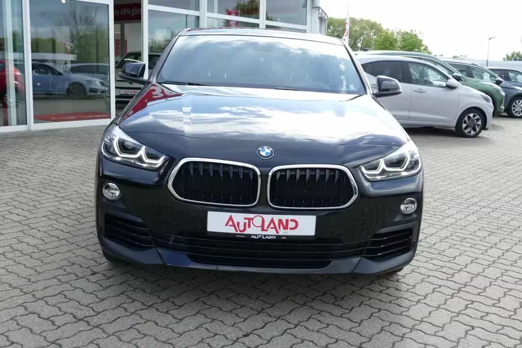 BMW X2 sDrive 18 i LED Navi Tempomat AHK Sitzheizung 01/2020-photo-6