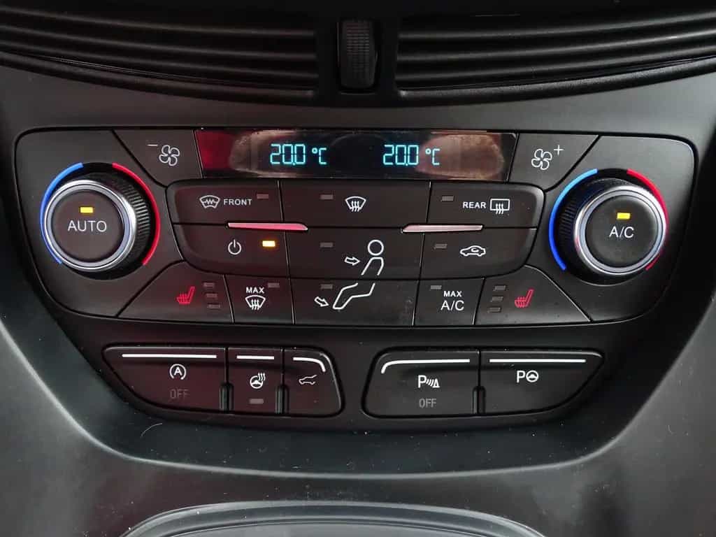 Ford Kuga 1.5 EcoBoost ST-Line Navi Bi-Xenon AHK AWD 07/2018-photo-12