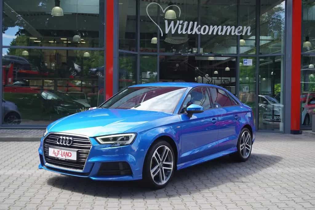 Audi A3 30 TFSI S-Line LED Navi Digitales Cockpit 06/2020-photo-1