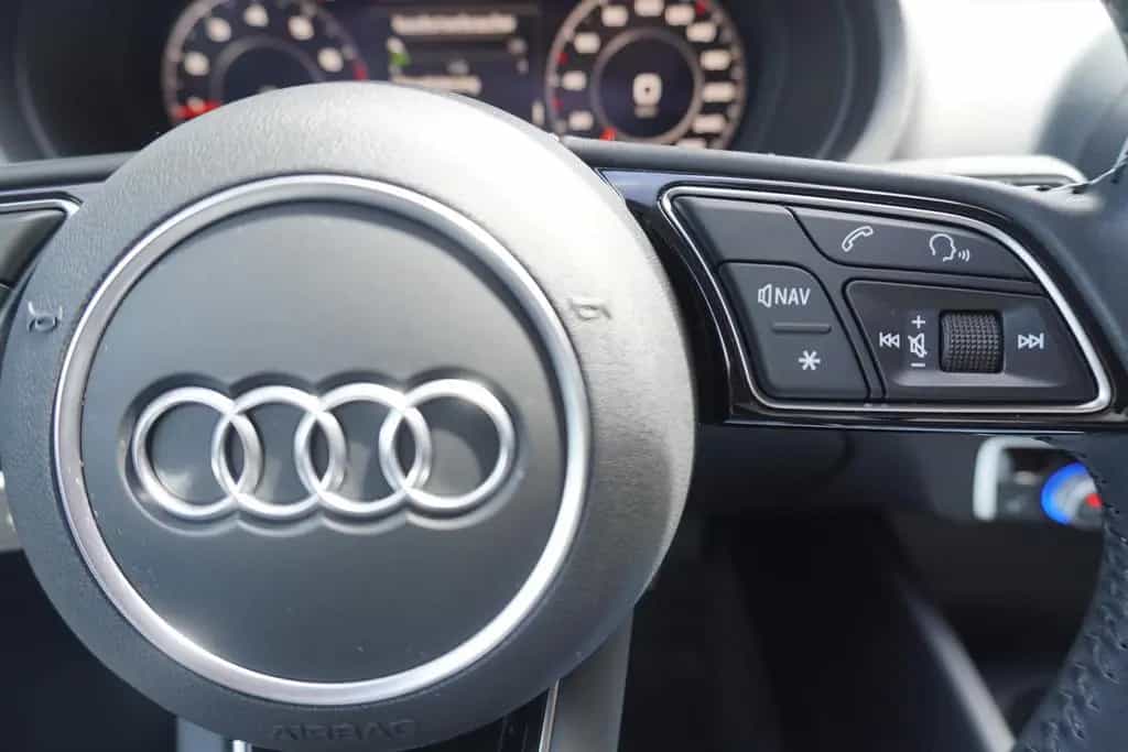 Audi A3 30 TFSI S-Line LED Navi Digitales Cockpit 06/2020-photo-15