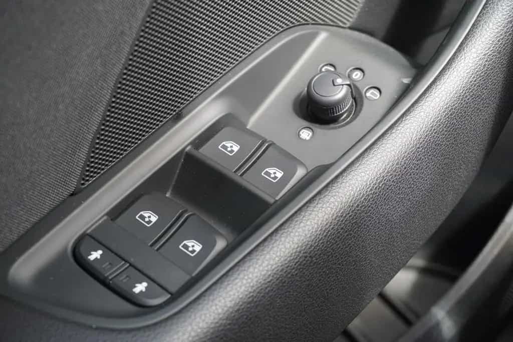 Audi A3 30 TFSI S-Line LED Navi Digitales Cockpit 06/2020-photo-19