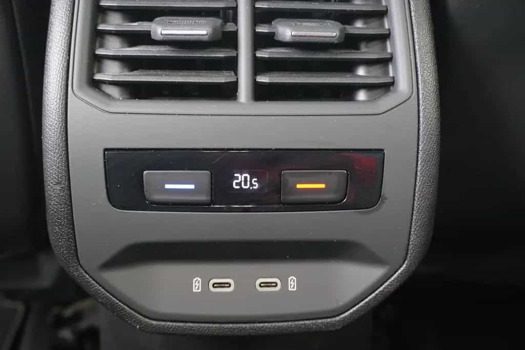 Seat Leon Sportstourer 1.5 eTSI FR LED Android Apple 08/2021-photo-26