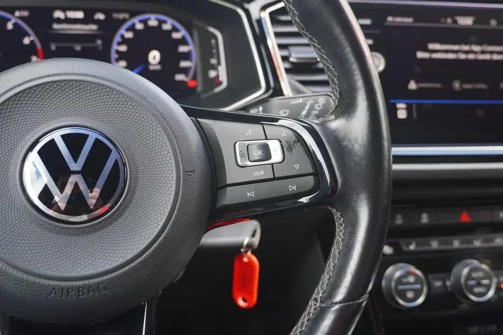 Volkswagen T-Roc 2.0 R 4Motion LED ACC Kamera Alcantara DAB 09/2021-photo-23