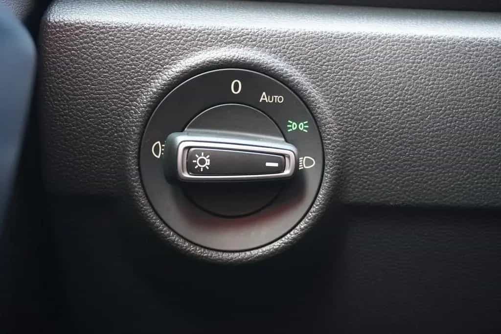 Volkswagen T-Roc 2.0 R 4Motion LED ACC Kamera Alcantara DAB 09/2021-photo-27
