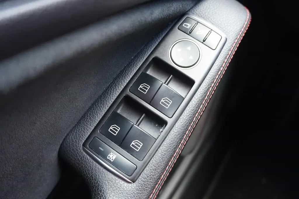 Volkswagen T-Roc 2.0 R 4Motion LED ACC Kamera Alcantara DAB 09/2021-photo-31