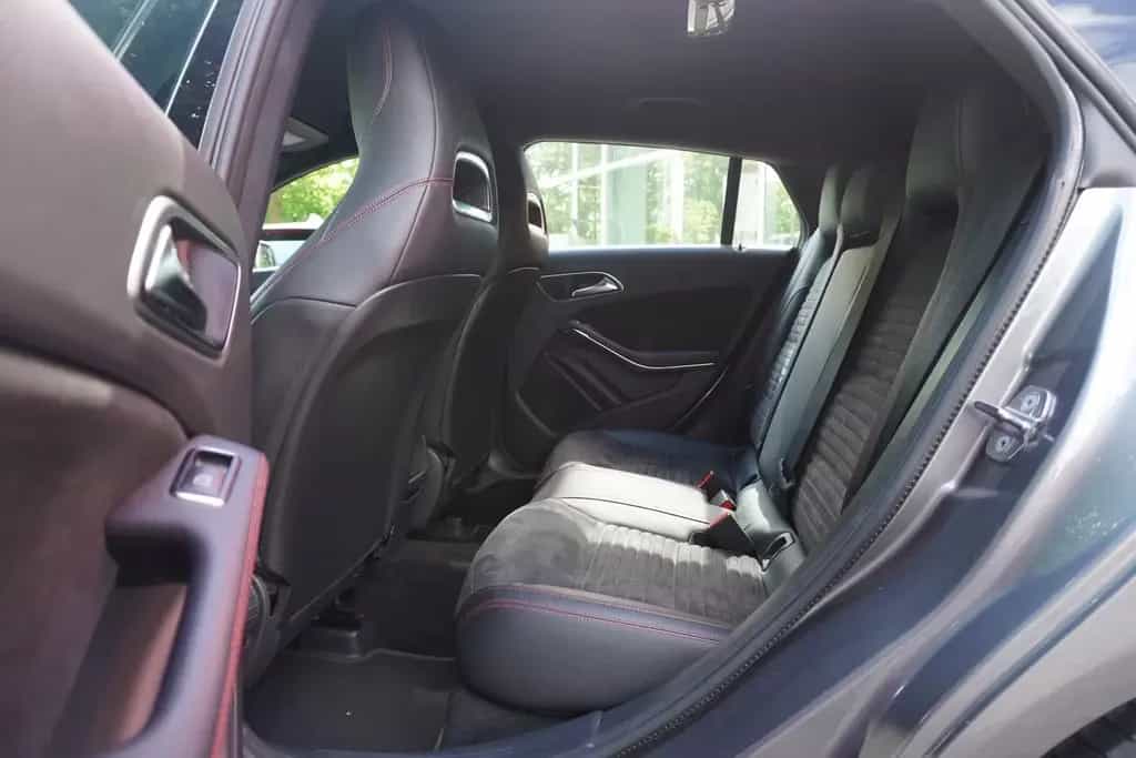 Mercedes-Benz CLA 200 AMG Line LED Sportsitze Leder Navi AHK 09/2018-photo-11