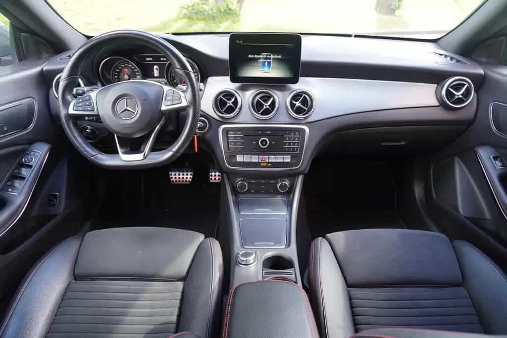 Mercedes-Benz CLA 200 AMG Line LED Sportsitze Leder Navi AHK 09/2018-photo-12