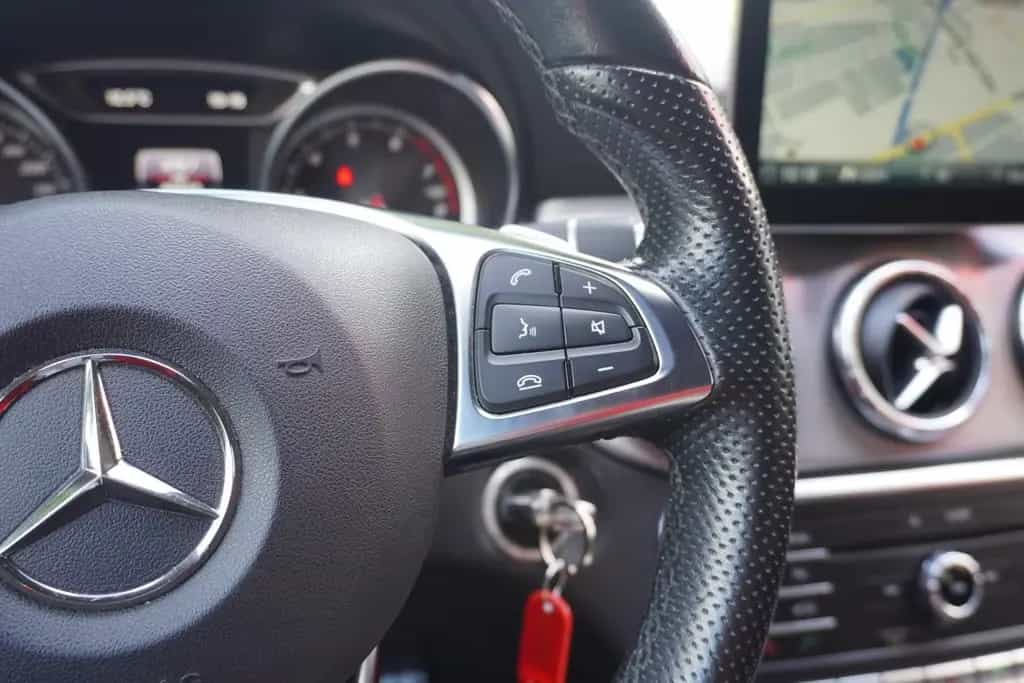 Mercedes-Benz CLA 200 AMG Line LED Sportsitze Leder Navi AHK 09/2018-photo-21