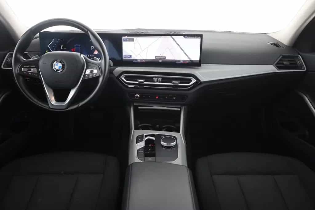 BMW 318 i Touring LED Navi ACC el. Heckklappe DAB 03/2023-photo-8