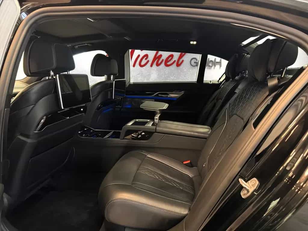 ALPINA B7 4.4 Bi-Turbo / Massage / HUD / B&W / Pano 07/2021-photo-14