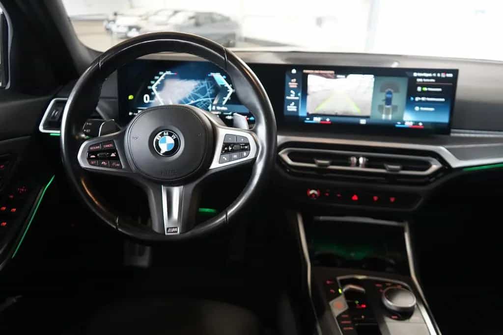 BMW 320 d Touring mHev M Sport Aut. LED AHK Pano 04/2023-photo-11