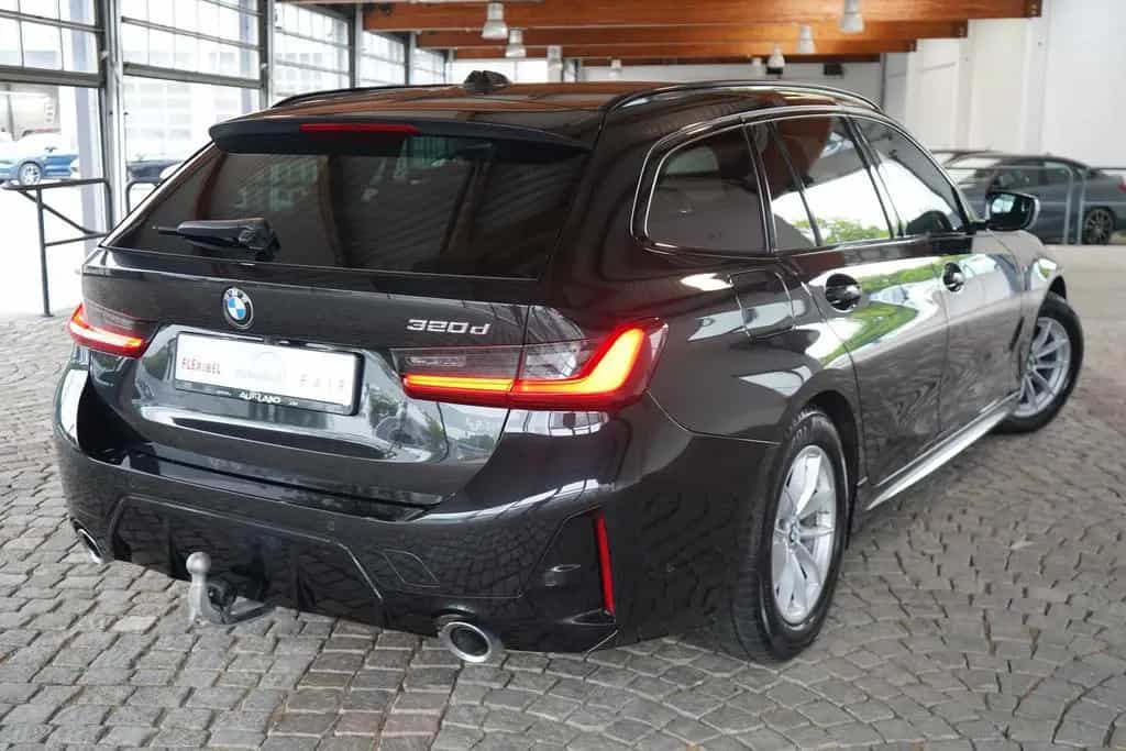 BMW 320 d Touring mHev M Sport Aut. LED AHK Pano 04/2023-photo-5