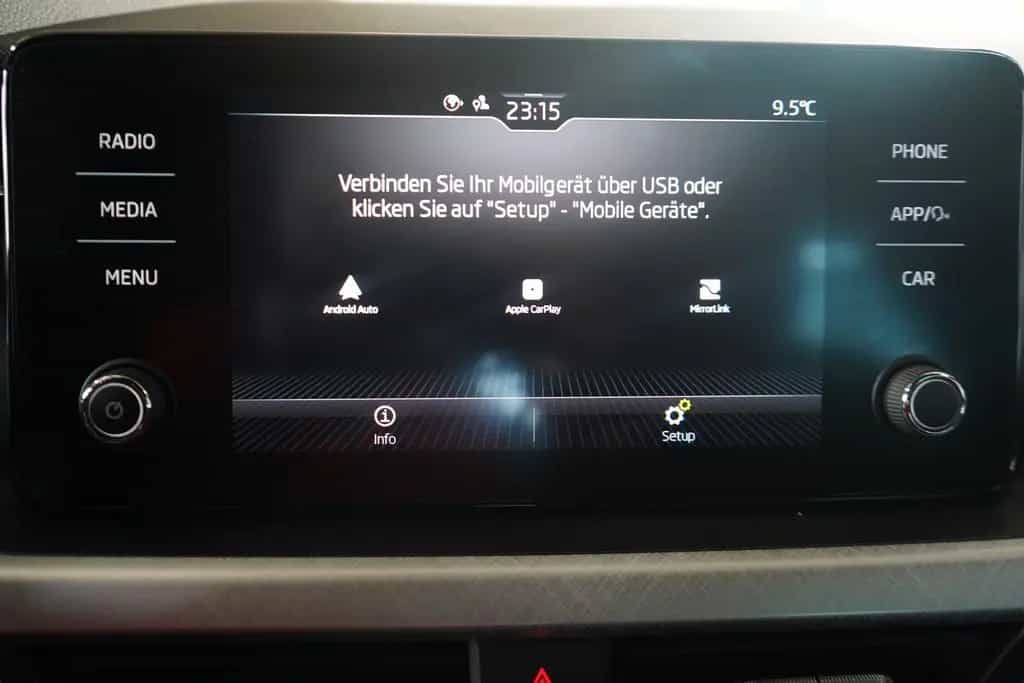 Skoda Kamiq 1.0 Tour LED Kamera Sitzheizung Tempomat 04/2024-photo-13