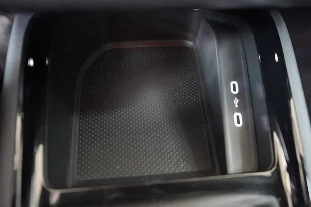 Skoda Kamiq 1.0 Tour LED Kamera Sitzheizung Tempomat 04/2024-photo-17
