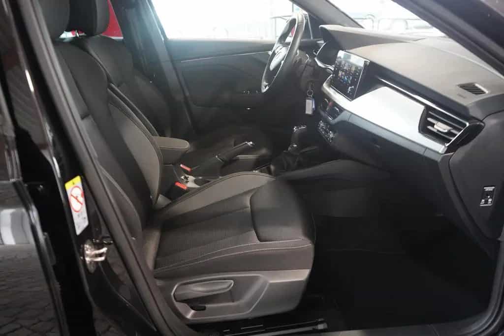 Skoda Kamiq 1.0 Tour LED Kamera Sitzheizung Tempomat 04/2024-photo-29