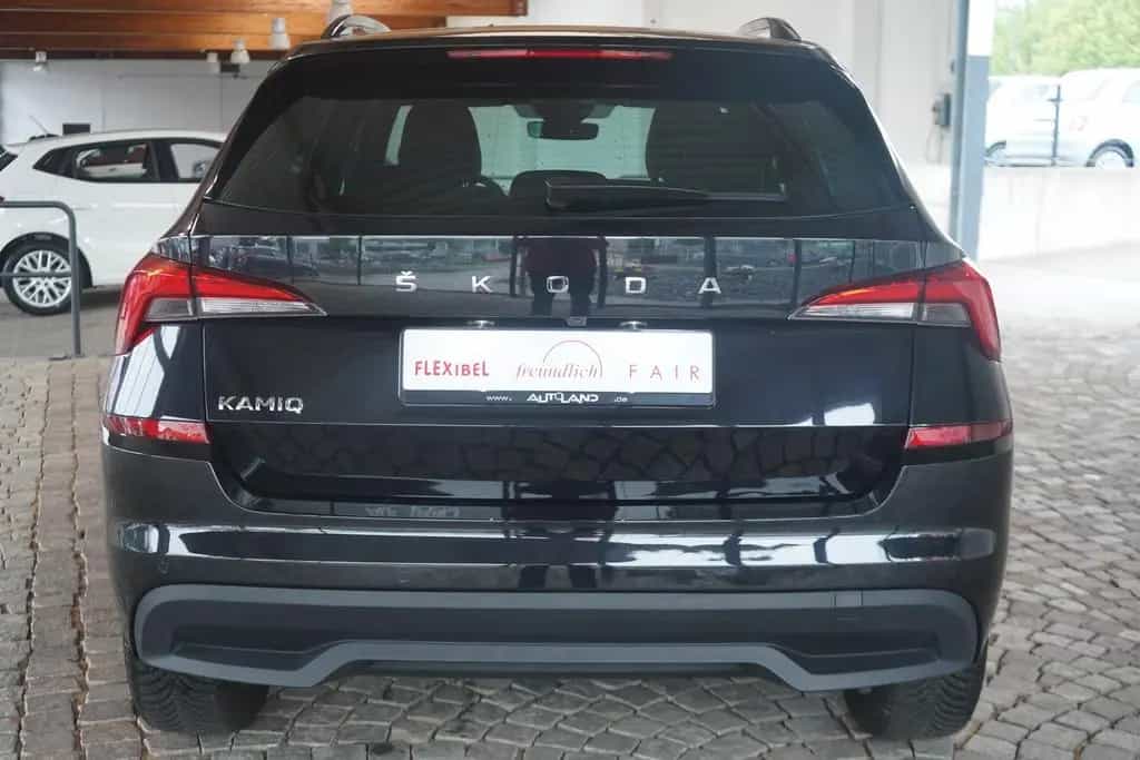 Skoda Kamiq 1.0 Tour LED Kamera Sitzheizung Tempomat 04/2024-photo-4