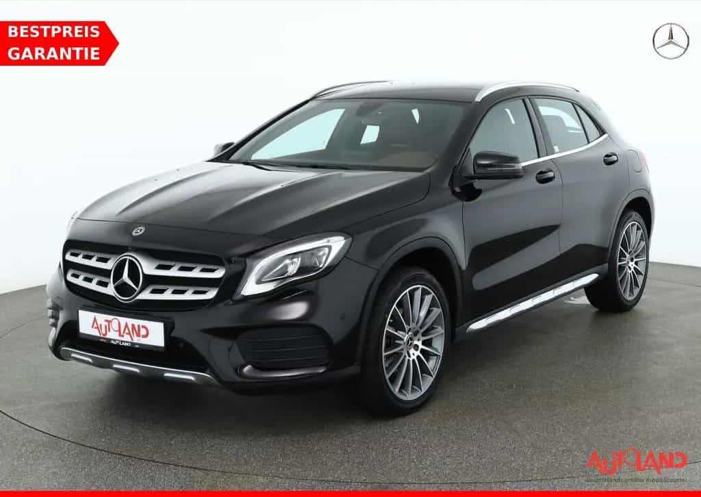 Mercedes-Benz GLA 180 AMG Line Aut. LED Navi 360° Leder PDC 01/2019-photo-0